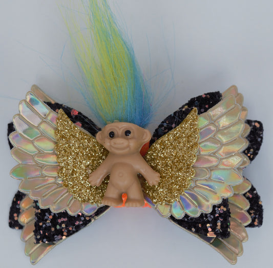 Troll Bow With Gold Wings