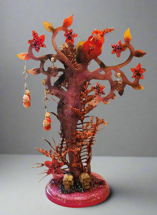 Mother Nature Resin Tree Stand Set: Red, Black, & Gold