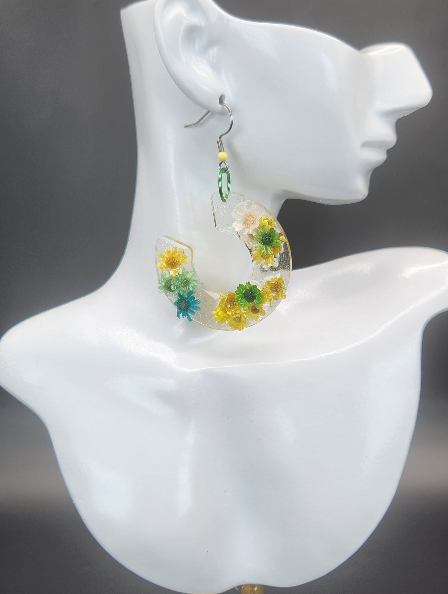 3-D Dried Mini Wild Flower Resin Earrings