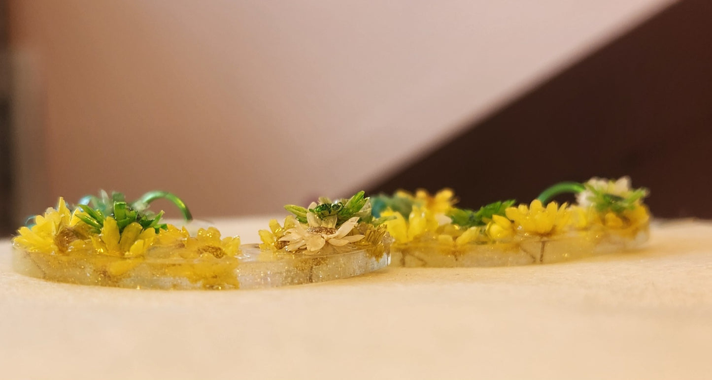 3-D Dried Mini Wild Flower Resin Earrings