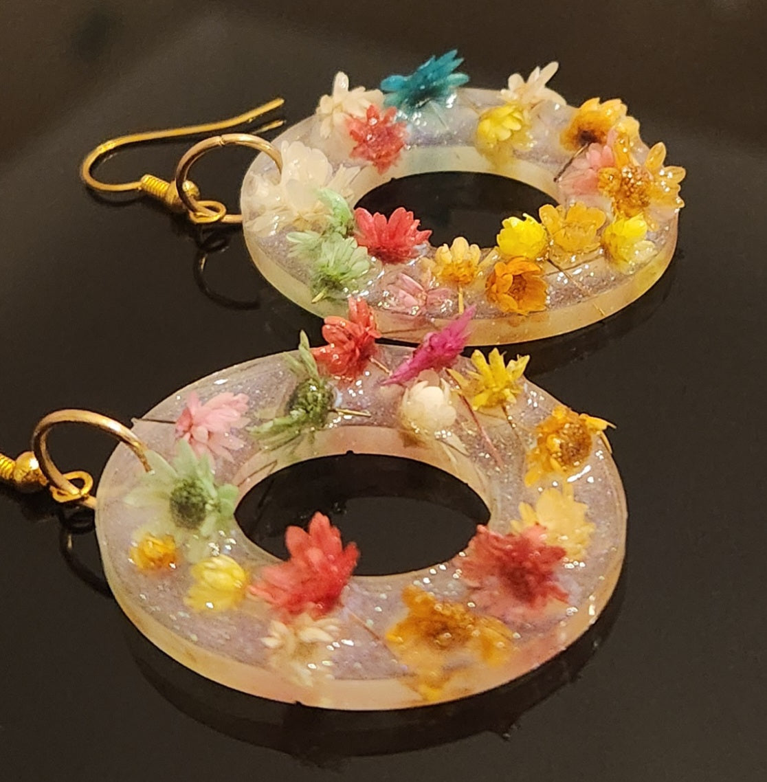 Hoop Earrings with Dried Mini Wild Flowers